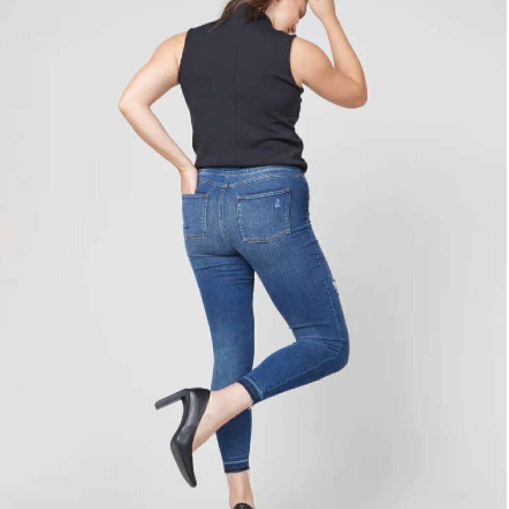 SPANX Distressed Ankle Skinny Jeans Medium Wash Tall - Picture 2 of 10